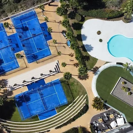 Modern In Prestigious El Higueron * Фуенхірола