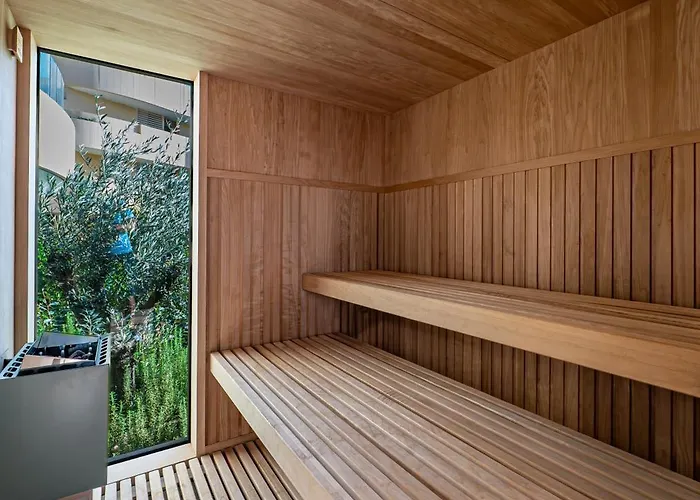 Modern In Prestigious El Higueron *