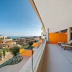 Modern In Prestigious El Higueron Fuengirola