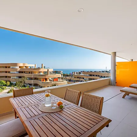 Modern In Prestigious El Higueron *