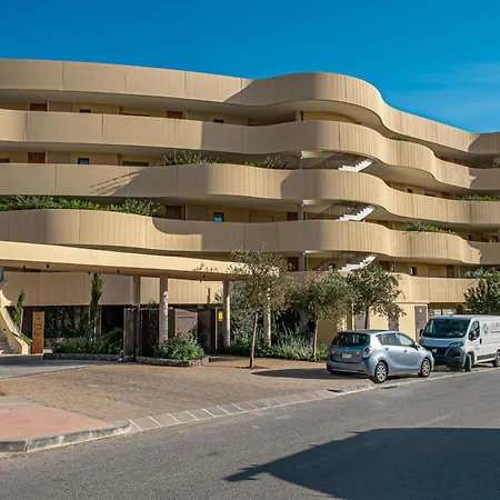 Modern In Prestigious El Higueron * Fuengirola