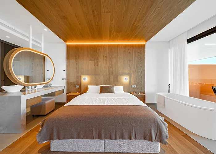 Modern In Prestigious El Higueron Apartment *