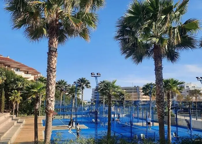 Apartament Modern In Prestigious El Higueron Fuengirola