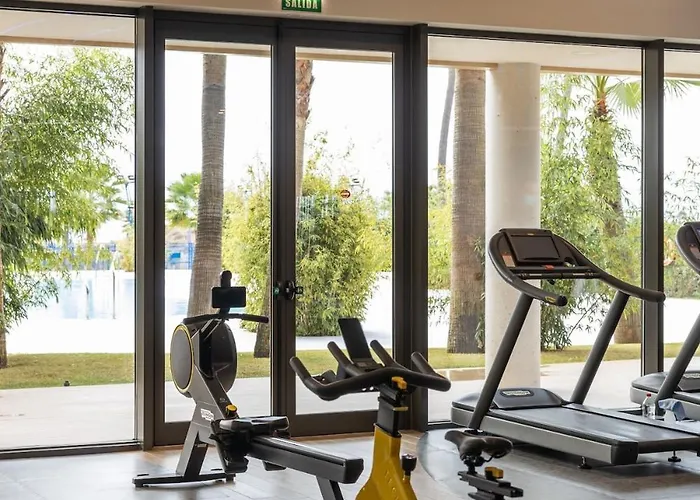 Modern In Prestigious El Higueron Fuengirola