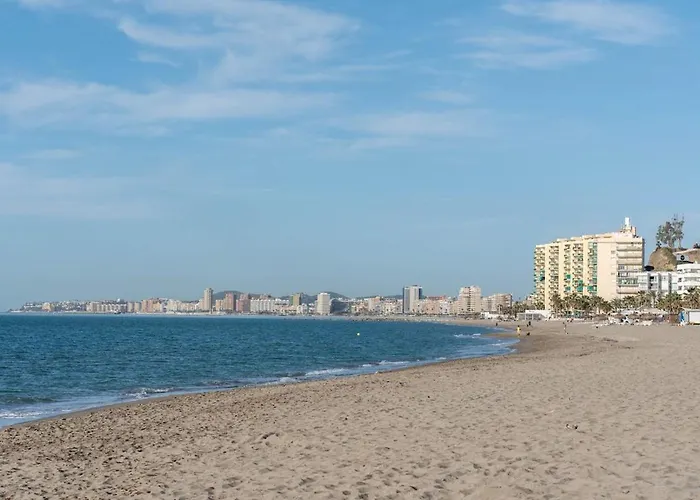 Modern In Prestigious El Higueron Fuengirola