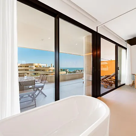 דירה Modern In Prestigious El Higueron *