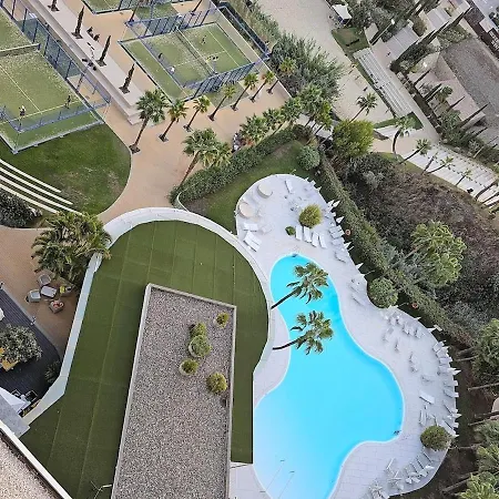Modern In Prestigious El Higueron * 푸엔히롤라